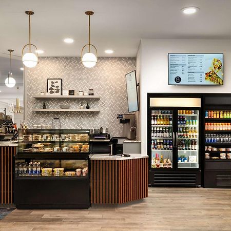 Doubletree Resort By Hilton Lancaster Willow Street Екстериор снимка