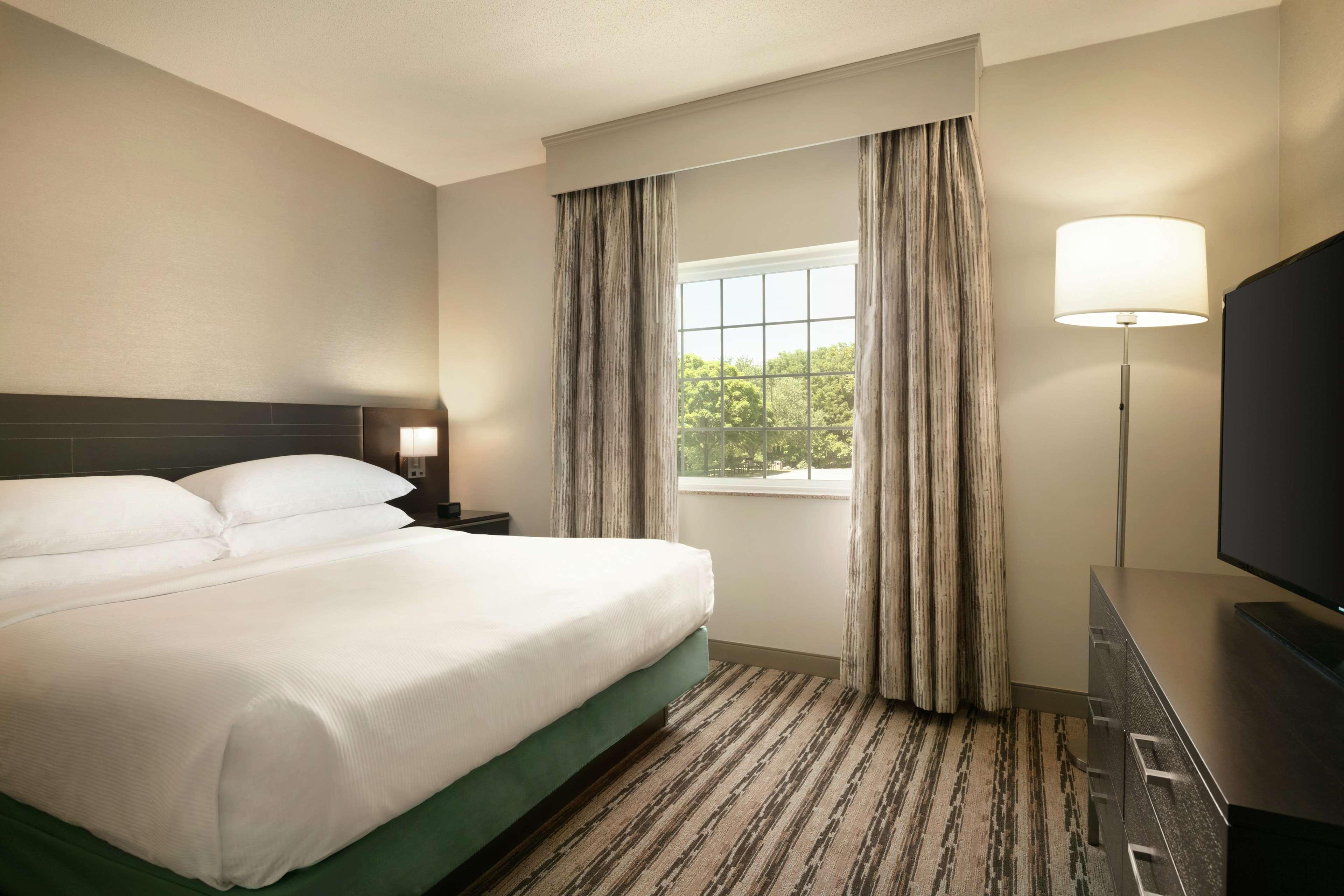 Doubletree Resort By Hilton Lancaster Willow Street Екстериор снимка