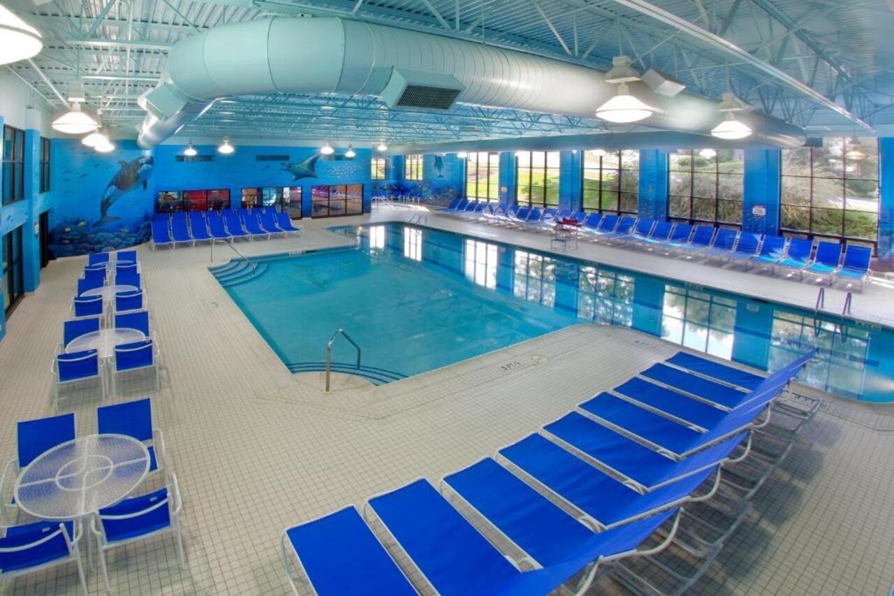 Doubletree Resort By Hilton Lancaster Willow Street Екстериор снимка