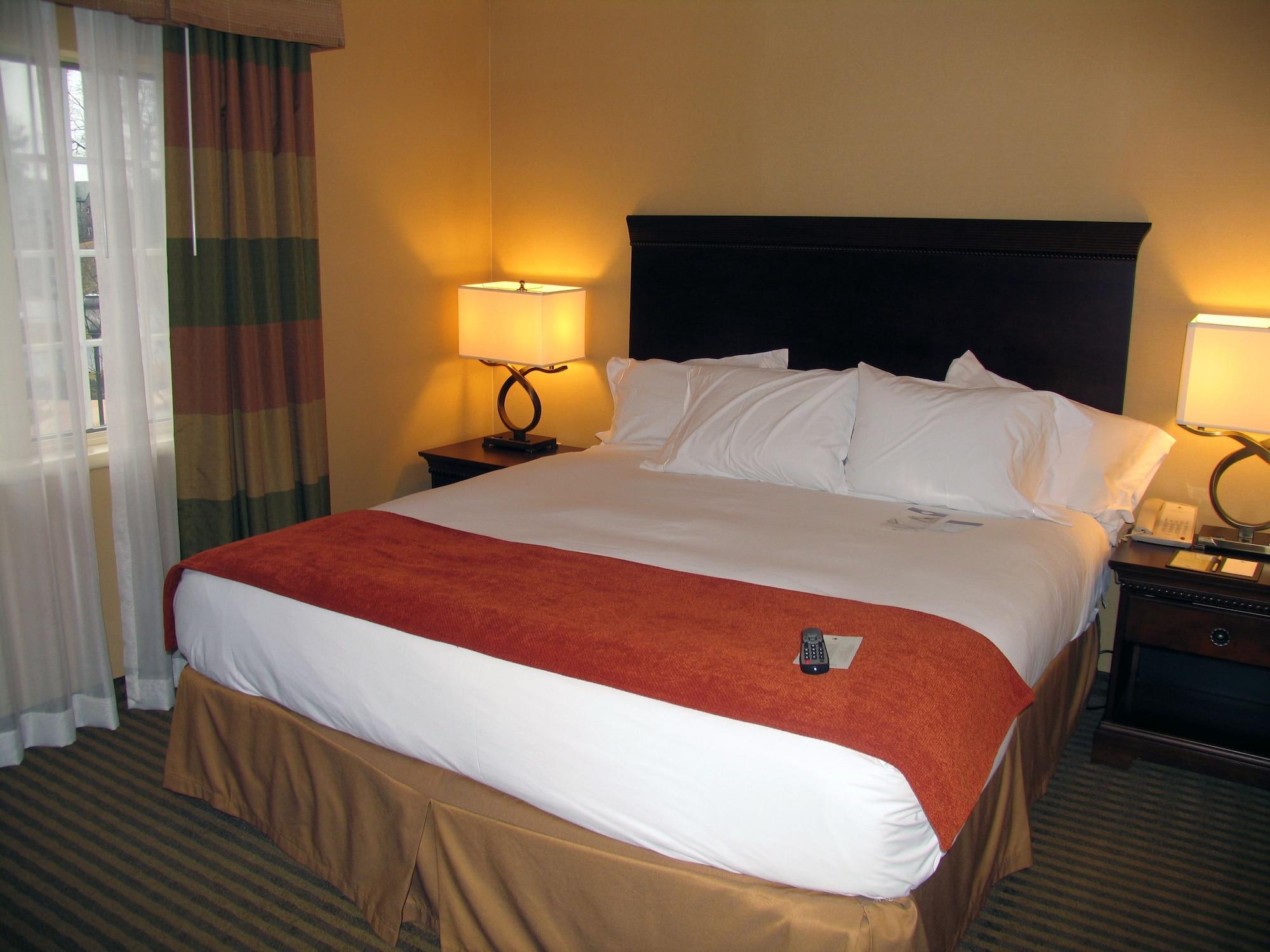 Doubletree Resort By Hilton Lancaster Willow Street Екстериор снимка