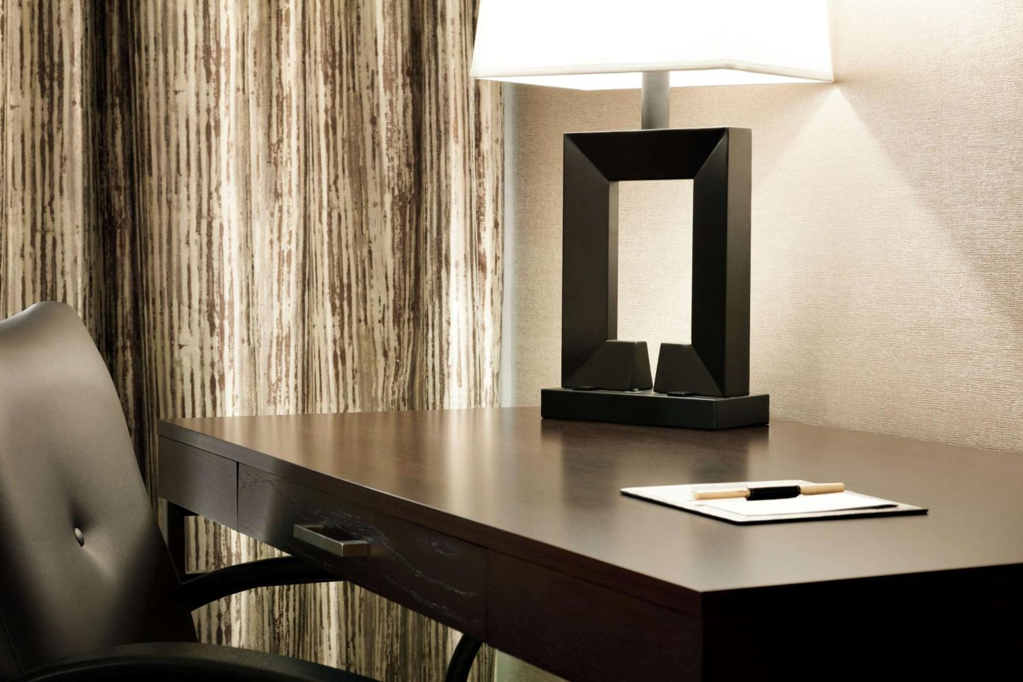 Doubletree Resort By Hilton Lancaster Willow Street Екстериор снимка