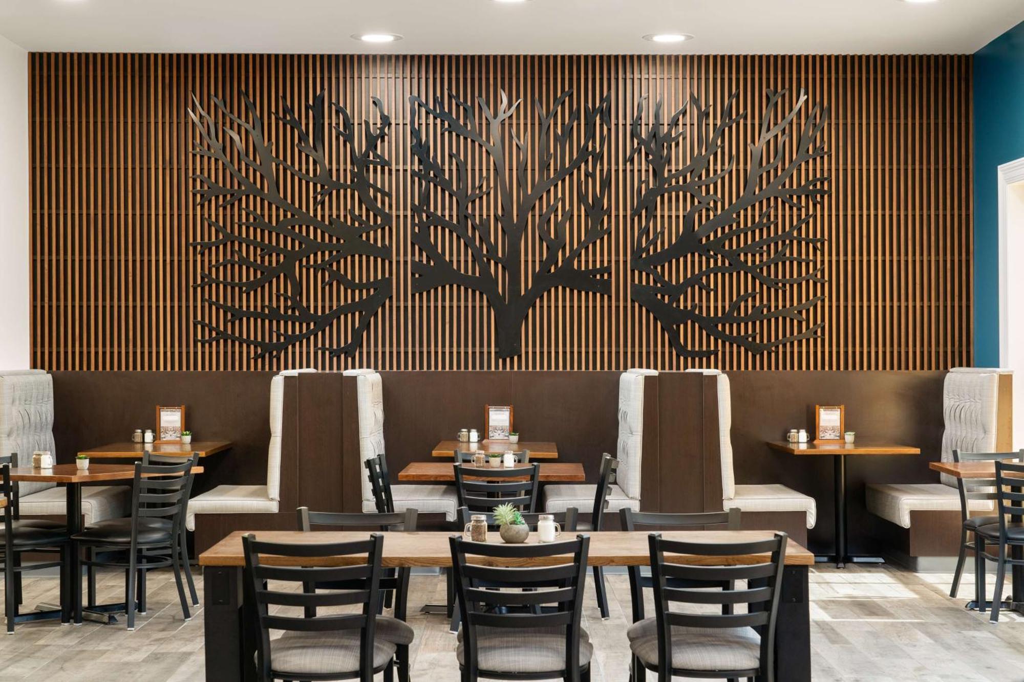 Doubletree Resort By Hilton Lancaster Willow Street Екстериор снимка