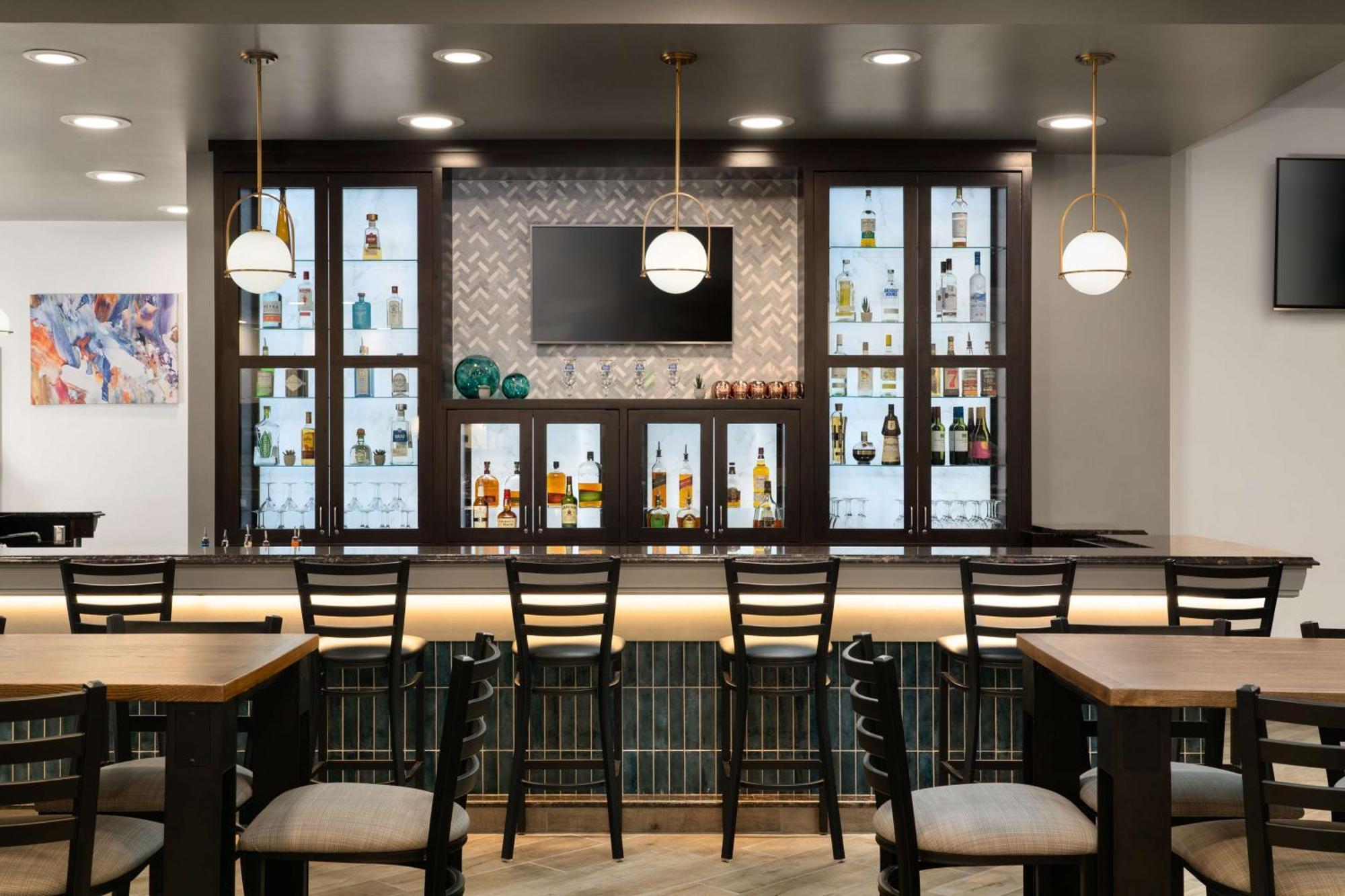 Doubletree Resort By Hilton Lancaster Willow Street Екстериор снимка