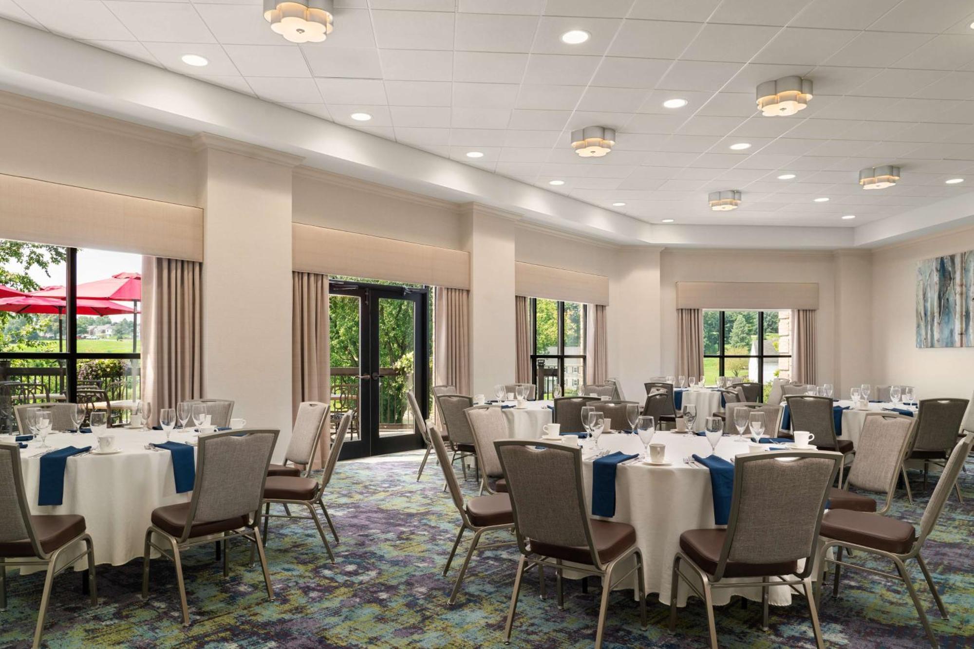 Doubletree Resort By Hilton Lancaster Willow Street Екстериор снимка